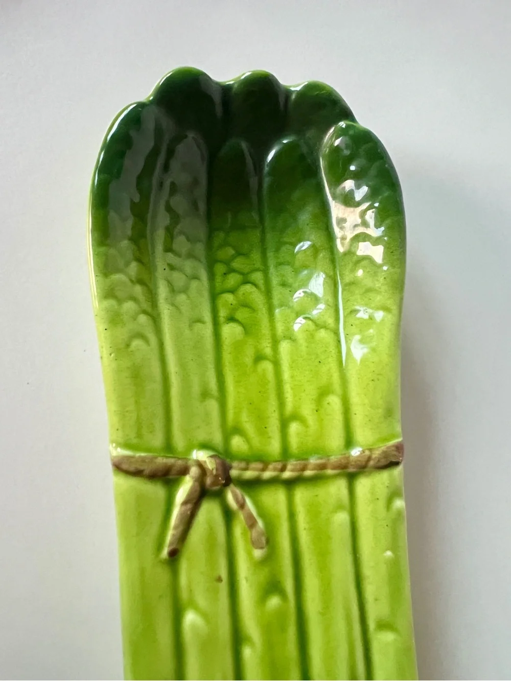 MCM Majolica-style Ceramic Asparagus Spoon Rest Vintage Kitchen Wall Decor